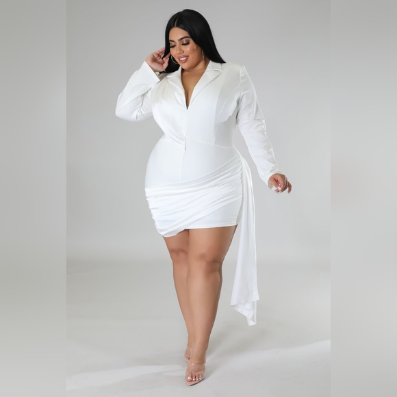 White V-Neck Collar Blazer Dress - Picture 3 of 3